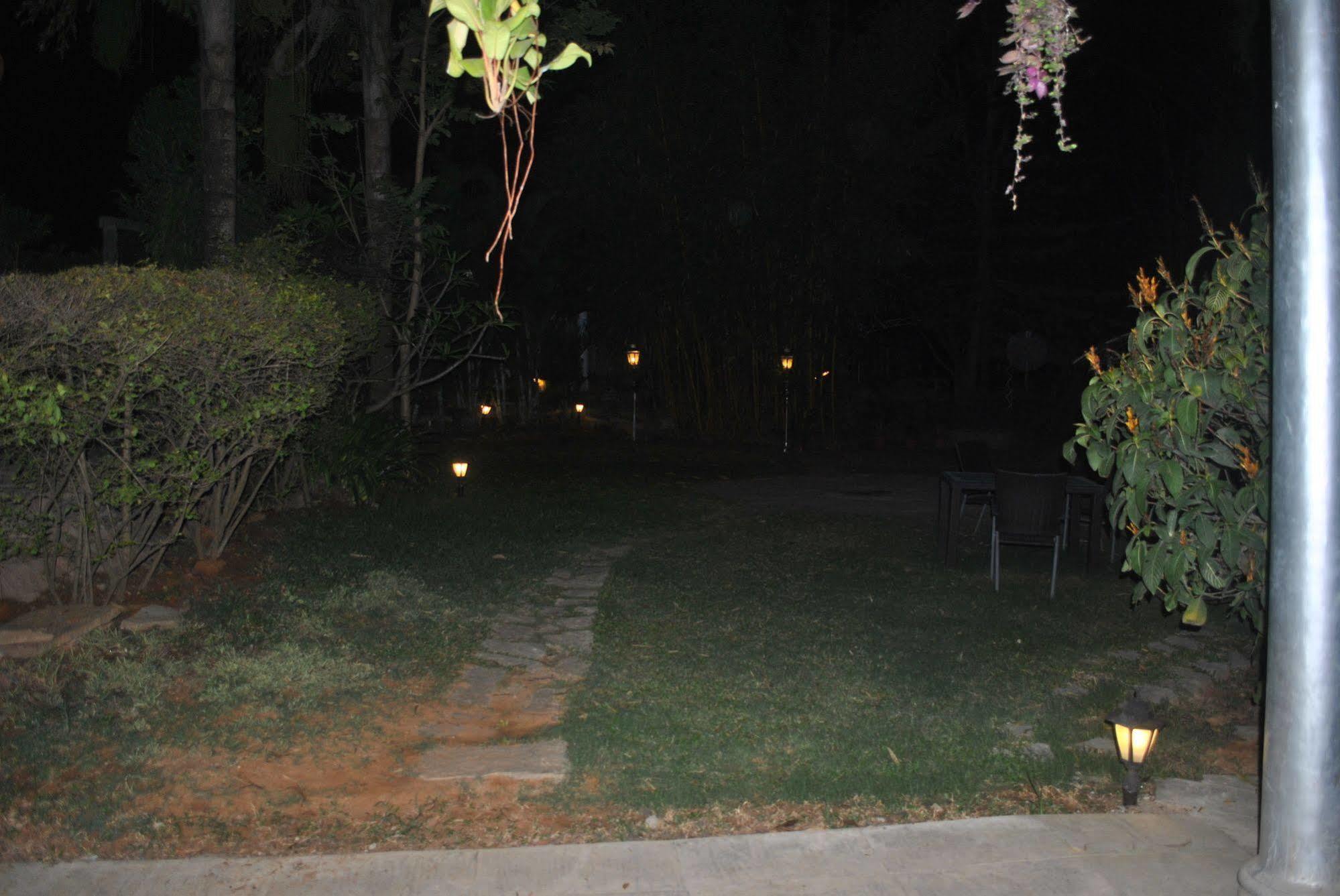 Eagle Ridge Resort Μπανγκαλόρ Εξωτερικό φωτογραφία
