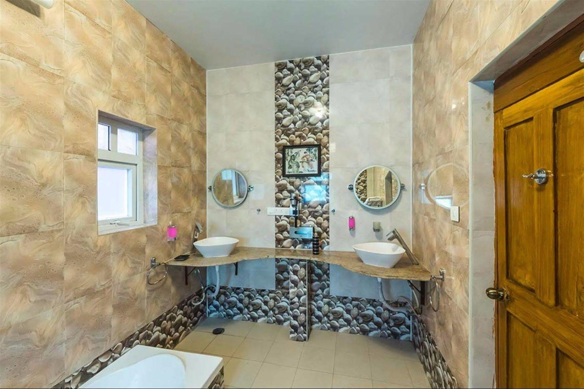 Eagle Ridge Resort Μπανγκαλόρ Εξωτερικό φωτογραφία